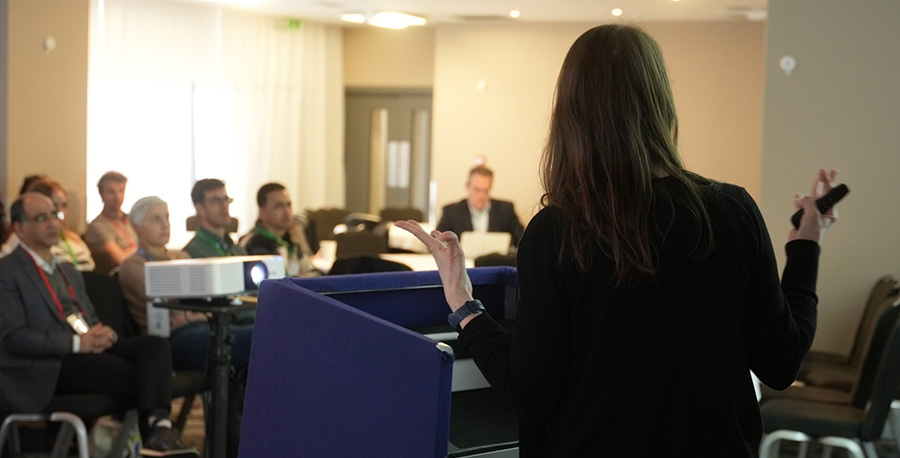 Exclusive VIP Club Audience