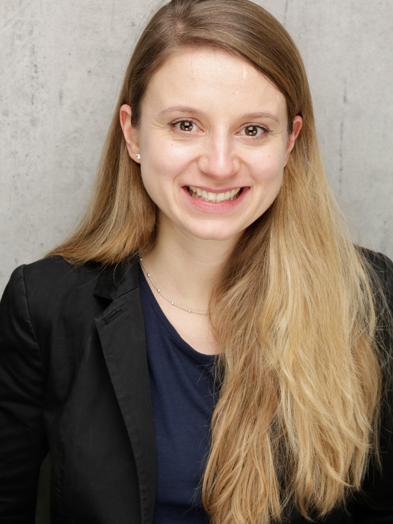 Dr. Johanna Simon